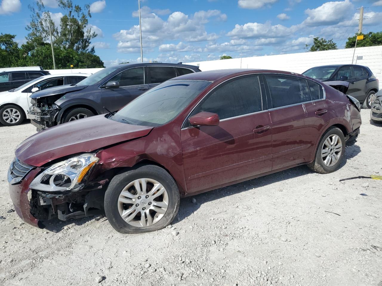 NISSAN ALTIMA BASE