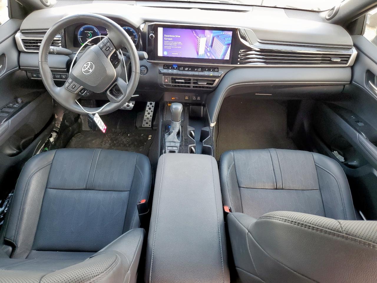 TOYOTA CAMRY XSE