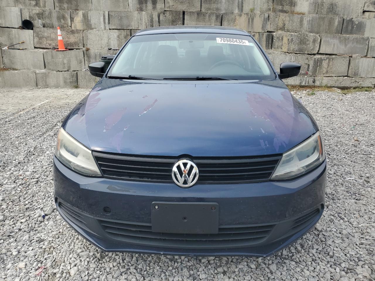 VOLKSWAGEN JETTA BASE