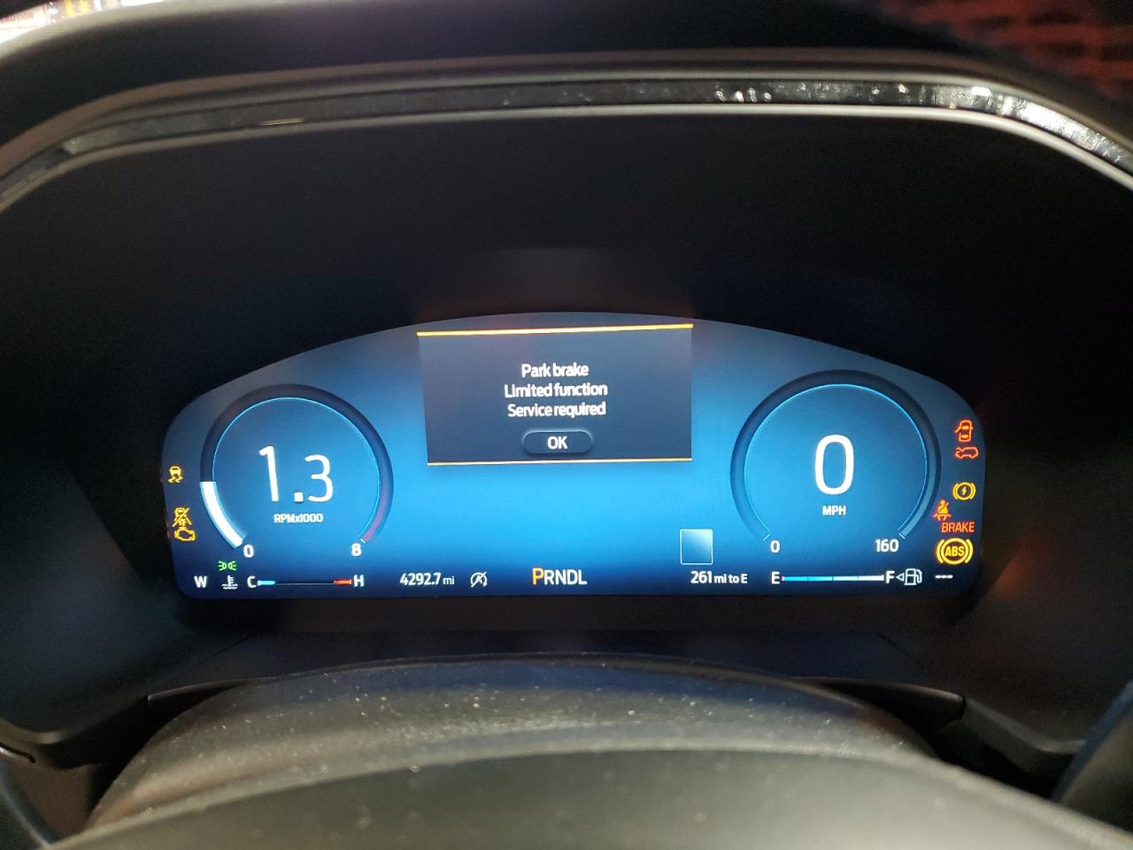 FORD ESCAPE ST LINE SELECT