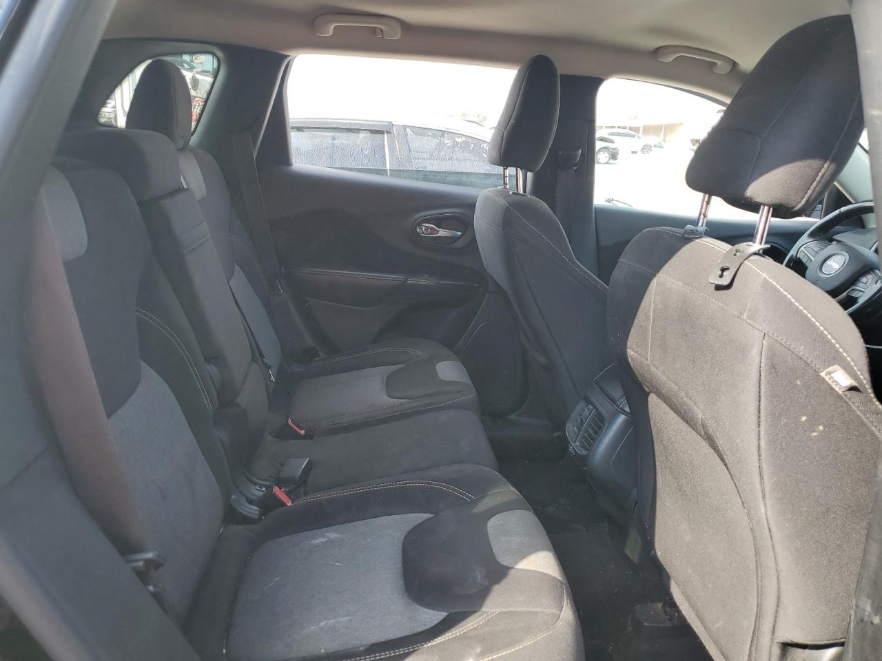 JEEP GRAND CHEROKEE LATITUDE