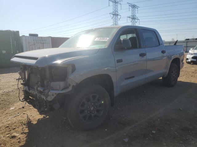 TOYOTA TUNDRA CREWMAX SR5