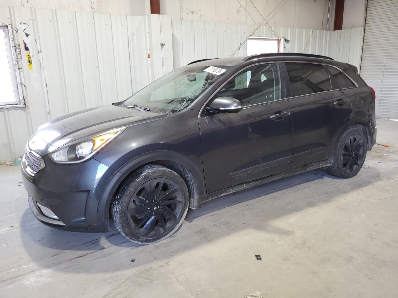 KIA NIRO EX