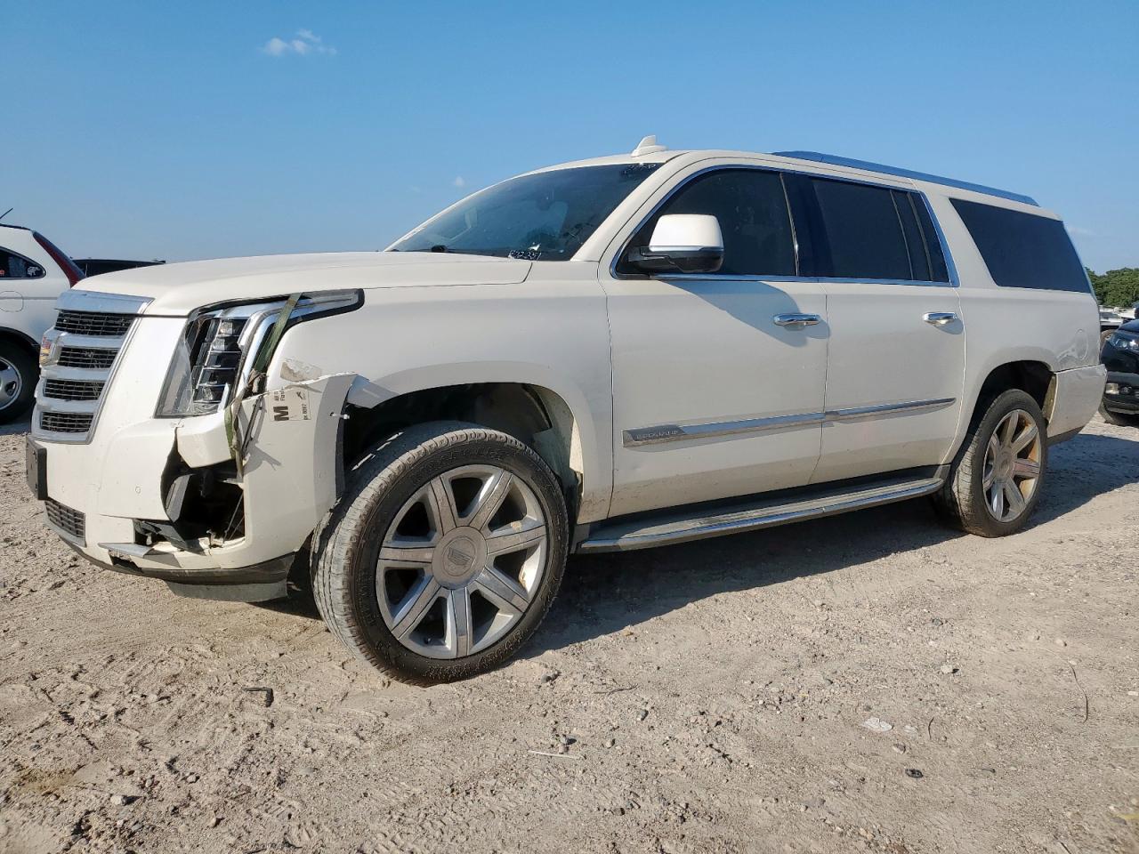 CADILLAC ESCALADE ESV LUXURY