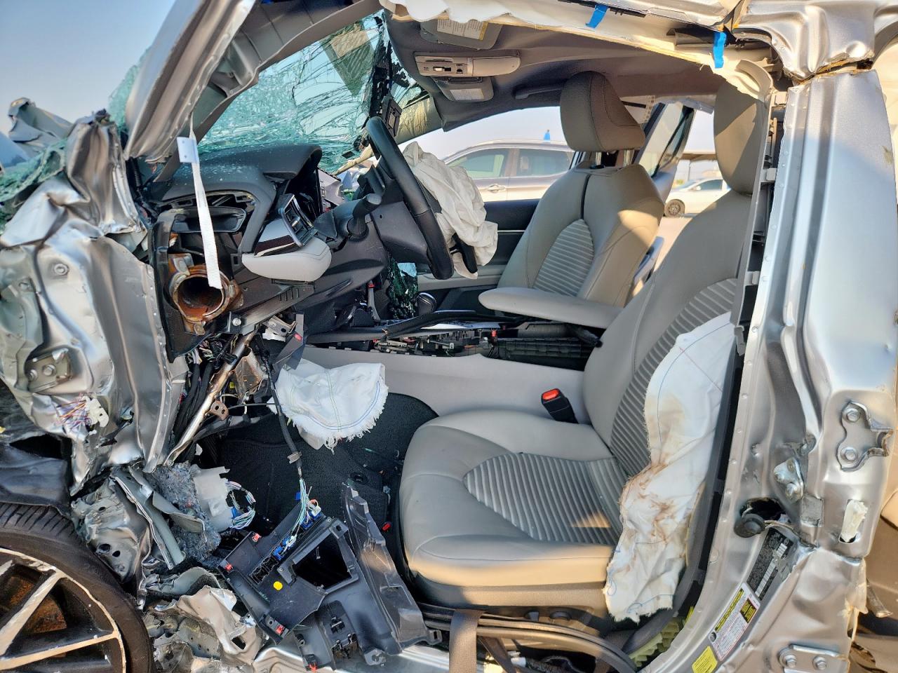 TOYOTA CAMRY SE NIGHT SHADE