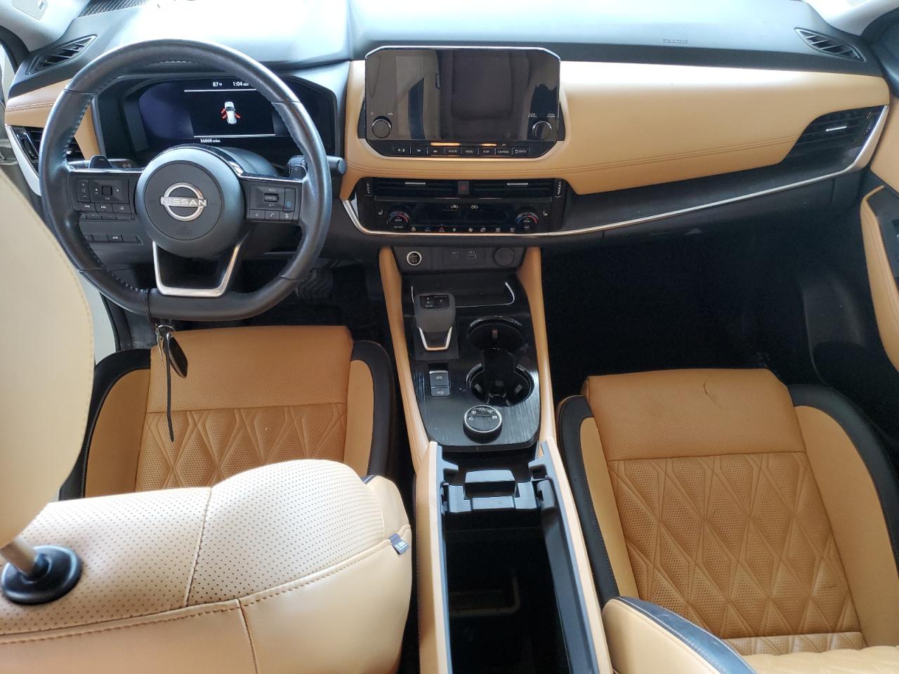 NISSAN ROGUE PLATINUM