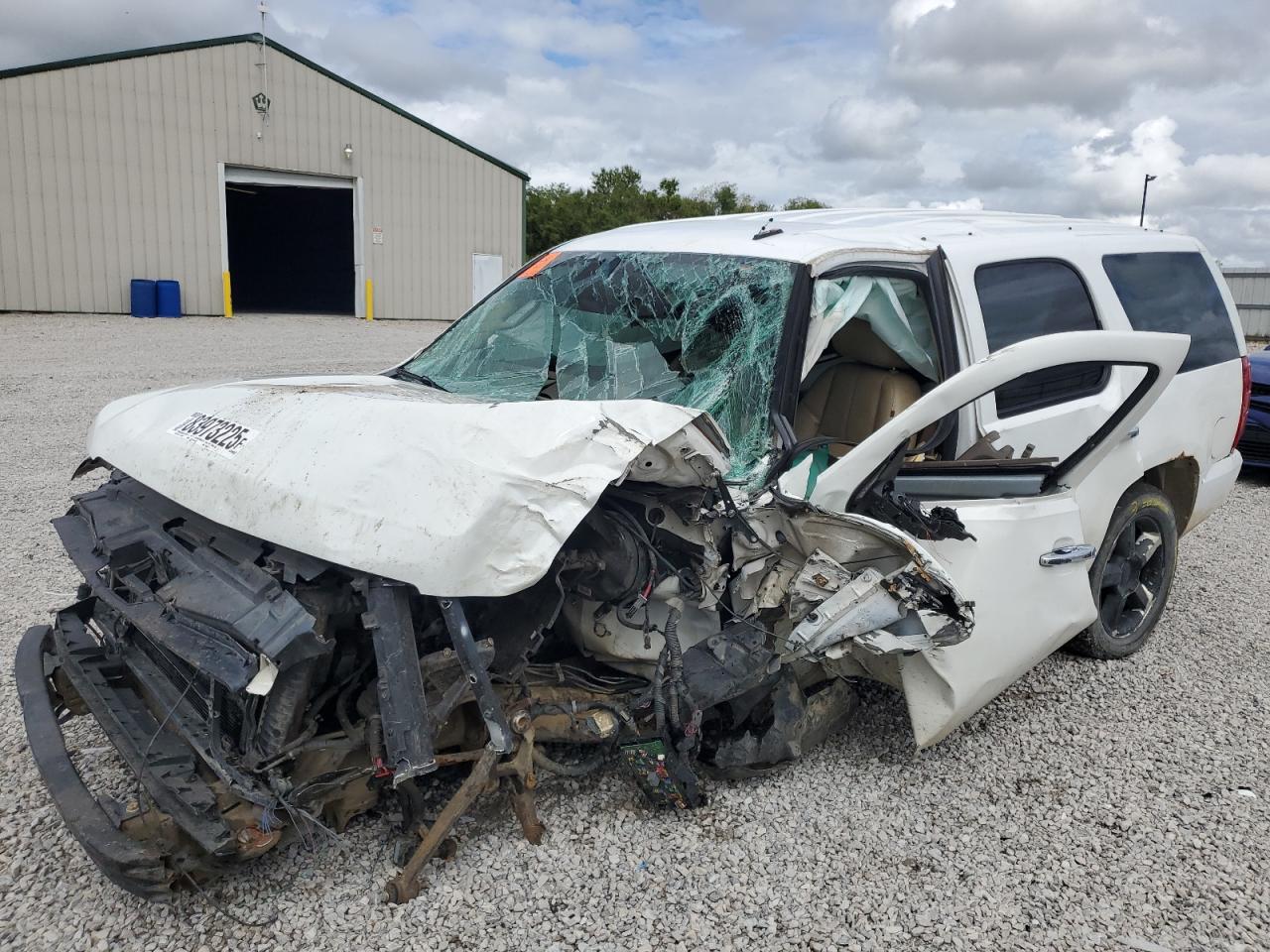 CHEVROLET TAHOE K1500 LT