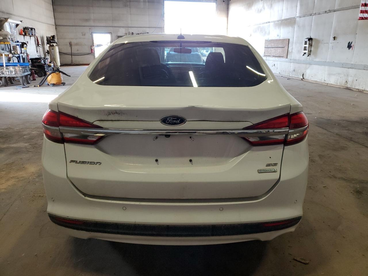 FORD FUSION SE