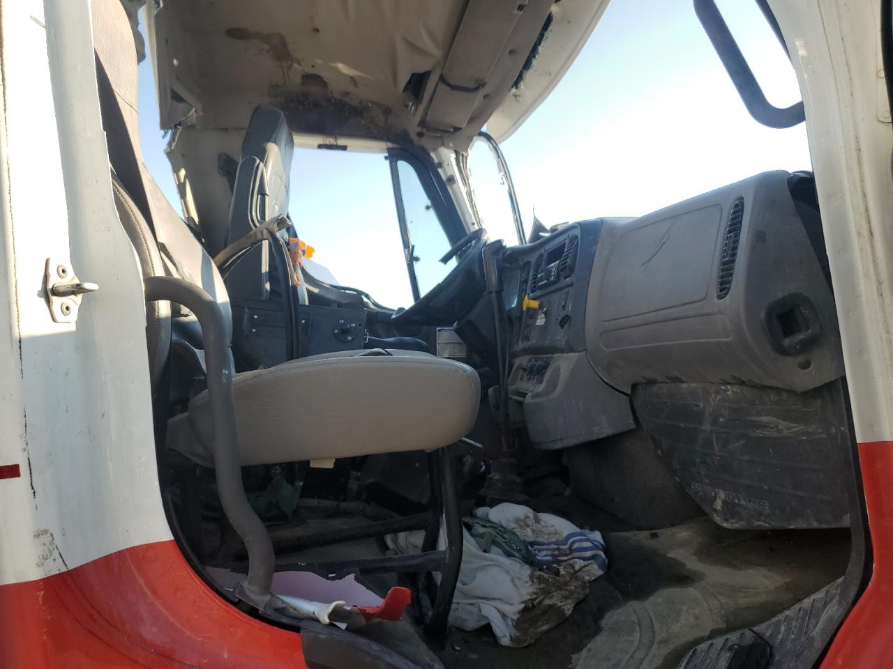 Lot #3276357732 2018 FREIGHTLINER 114SD