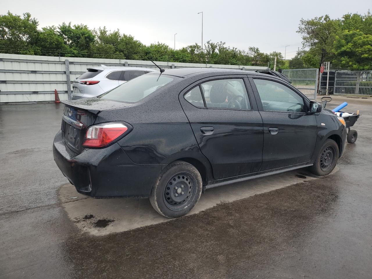 MITSUBISHI MIRAGE G4 ES