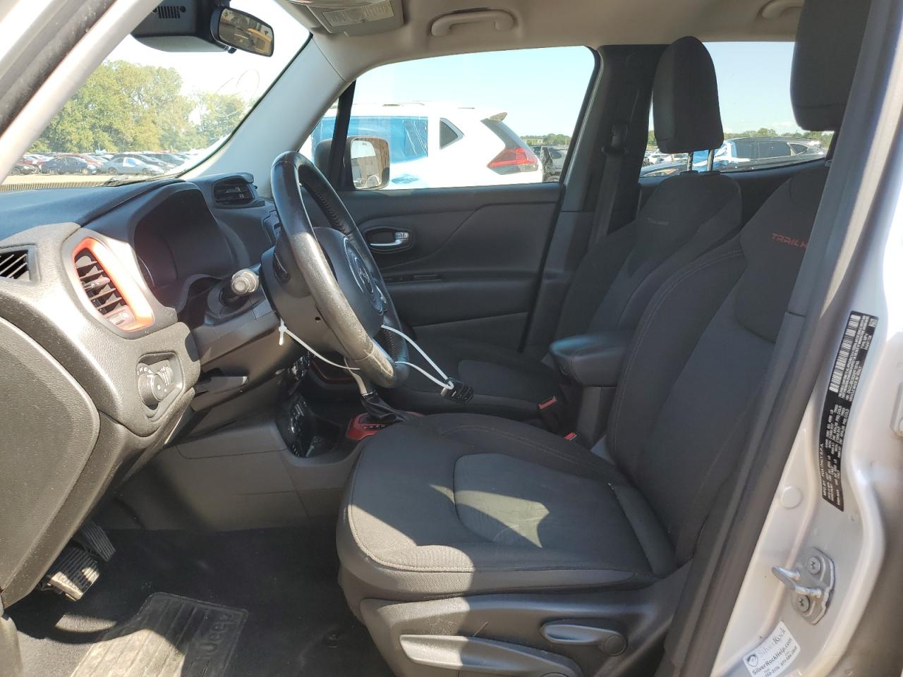 JEEP RENEGADE TRAILHAWK