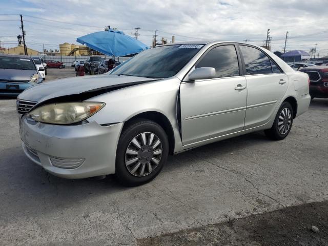 TOYOTA CAMRY LE 2005 silver  gas JTDBE32K453033874 photo #1