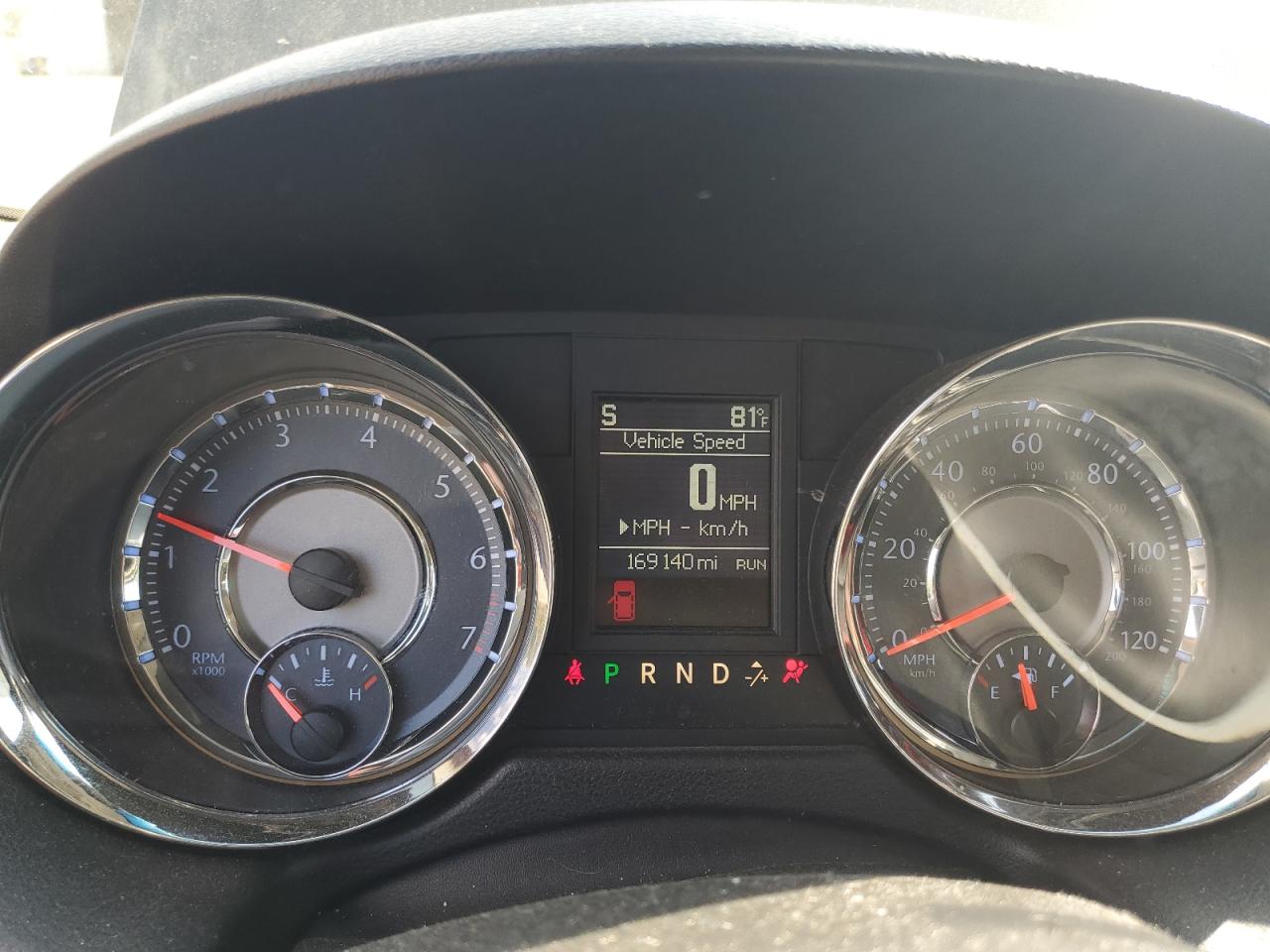 CHRYSLER TOWN & COUNTRY TOURING L