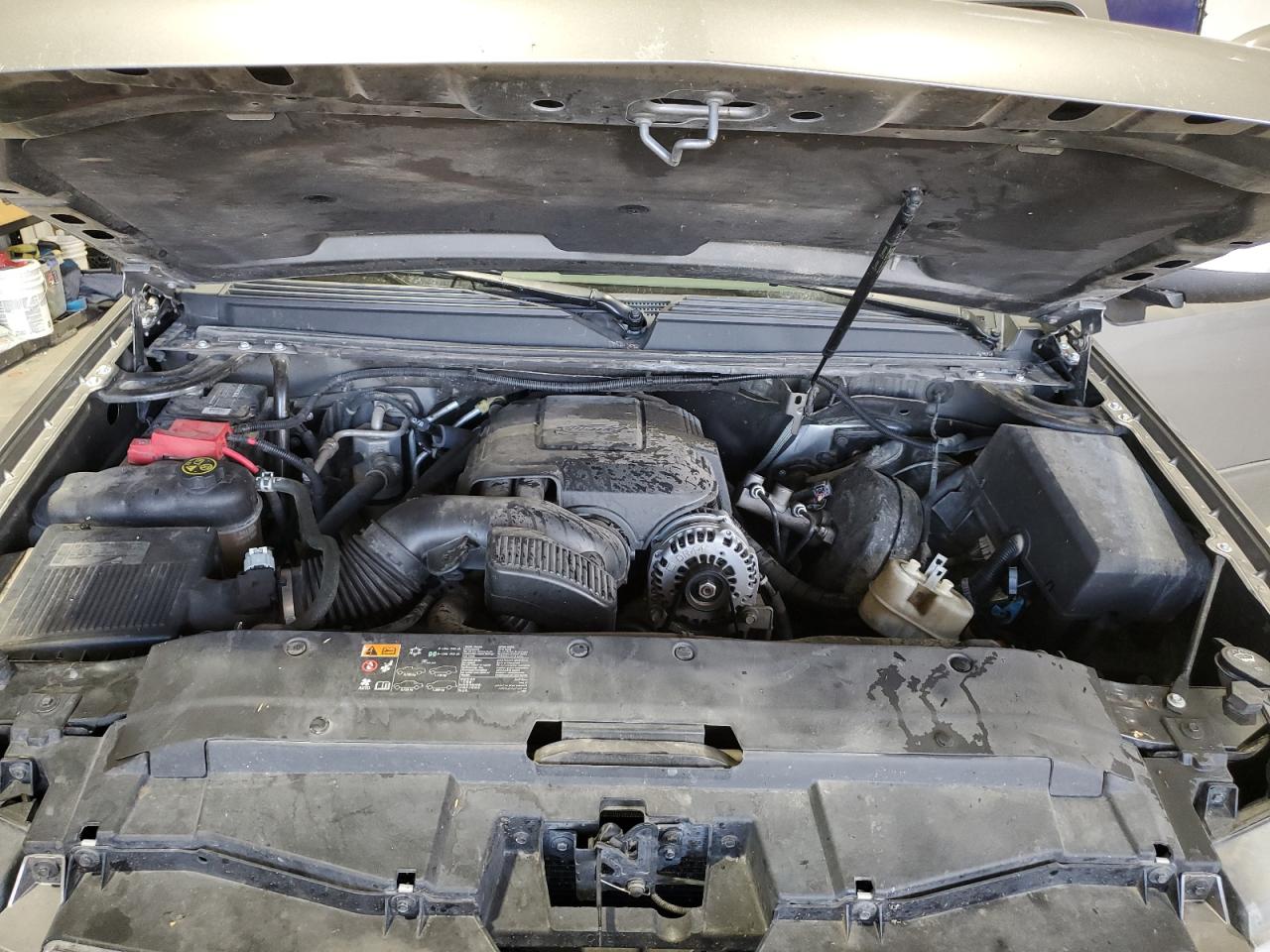 CHEVROLET SUBURBAN K1500 LT