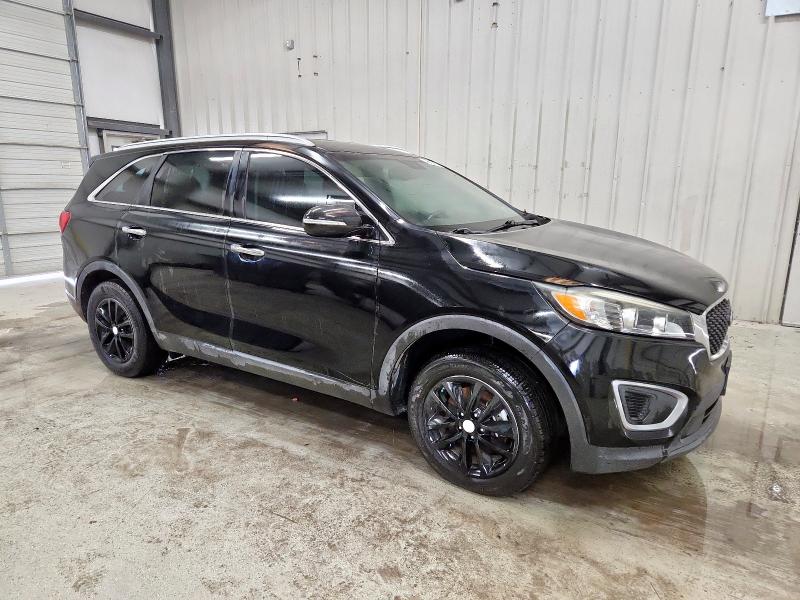 2017 KIA SORENTO LX 5XYPG4A34HG272485