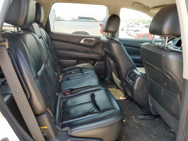 2016 NISSAN PATHFINDER 5N1AR2MN2GC652456