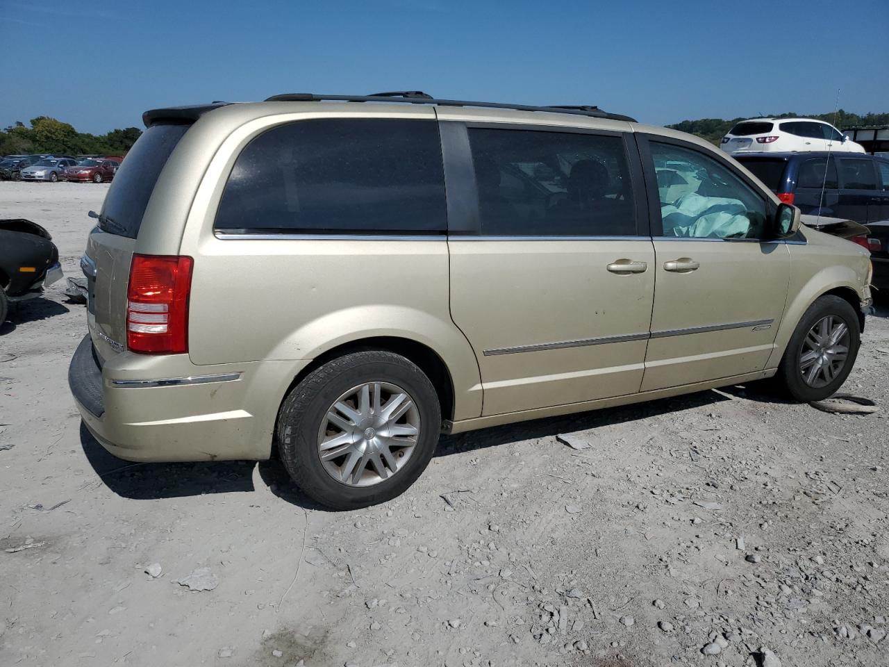 CHRYSLER TOWN & COUNTRY TOURING