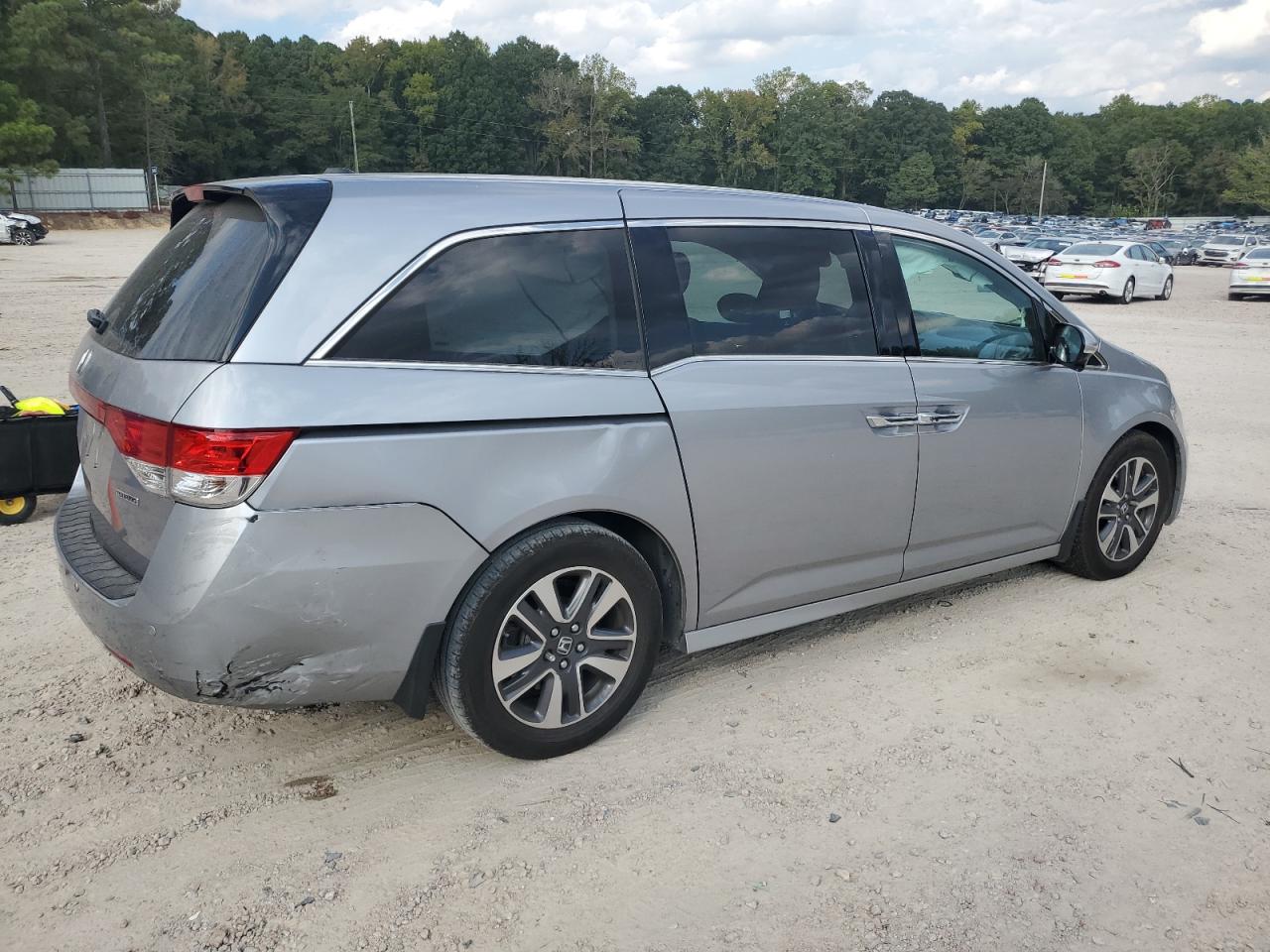 HONDA ODYSSEY TOURING