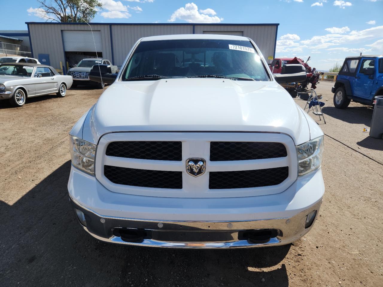 RAM 1500 SLT