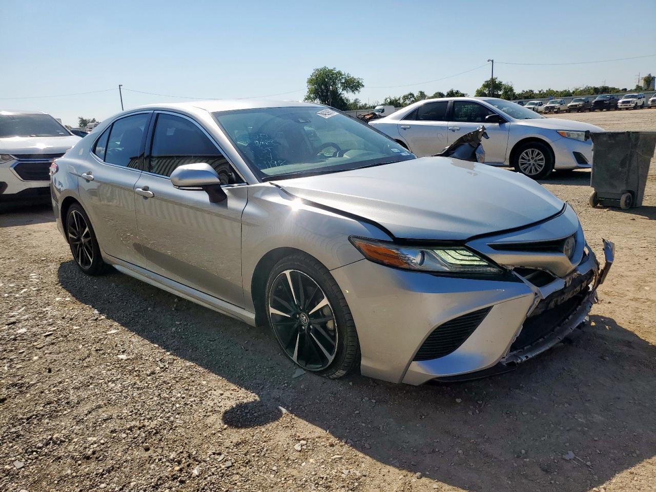 TOYOTA CAMRY XSE