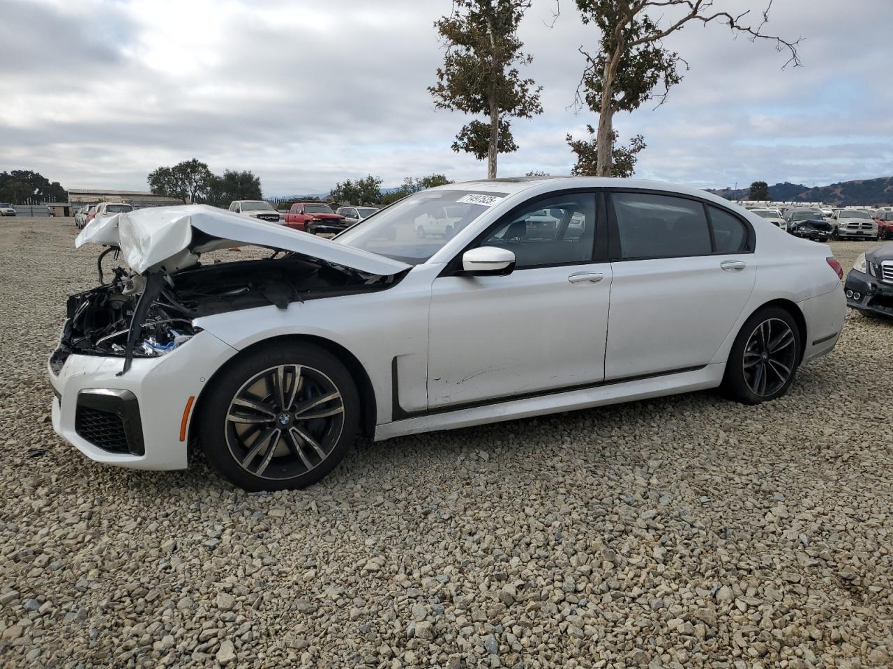 BMW M7 XI