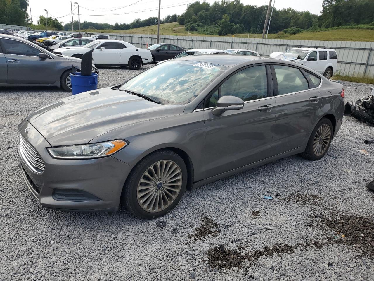 FORD FUSION SE