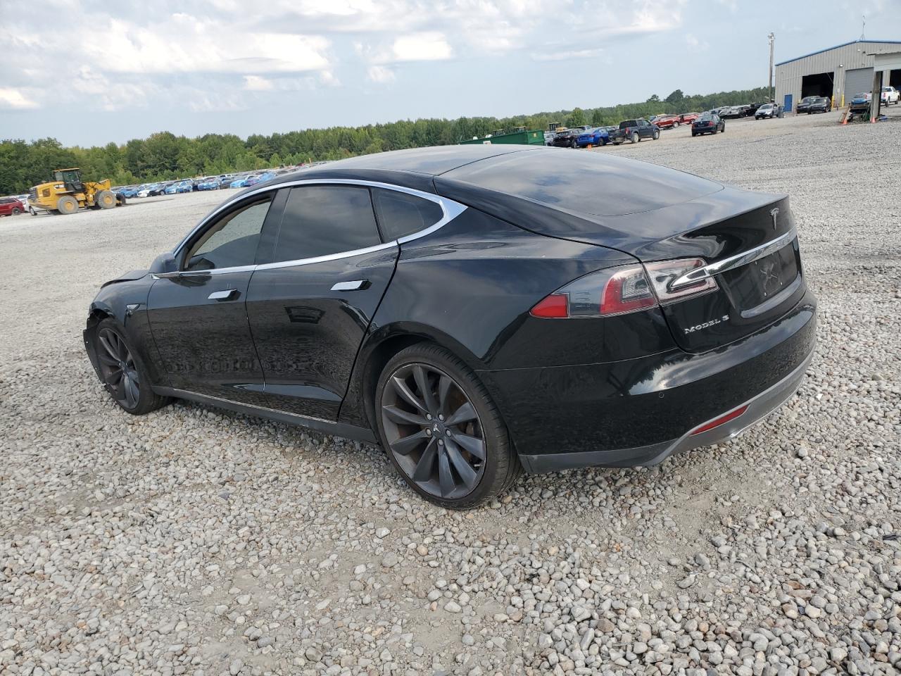 TESLA MODEL S