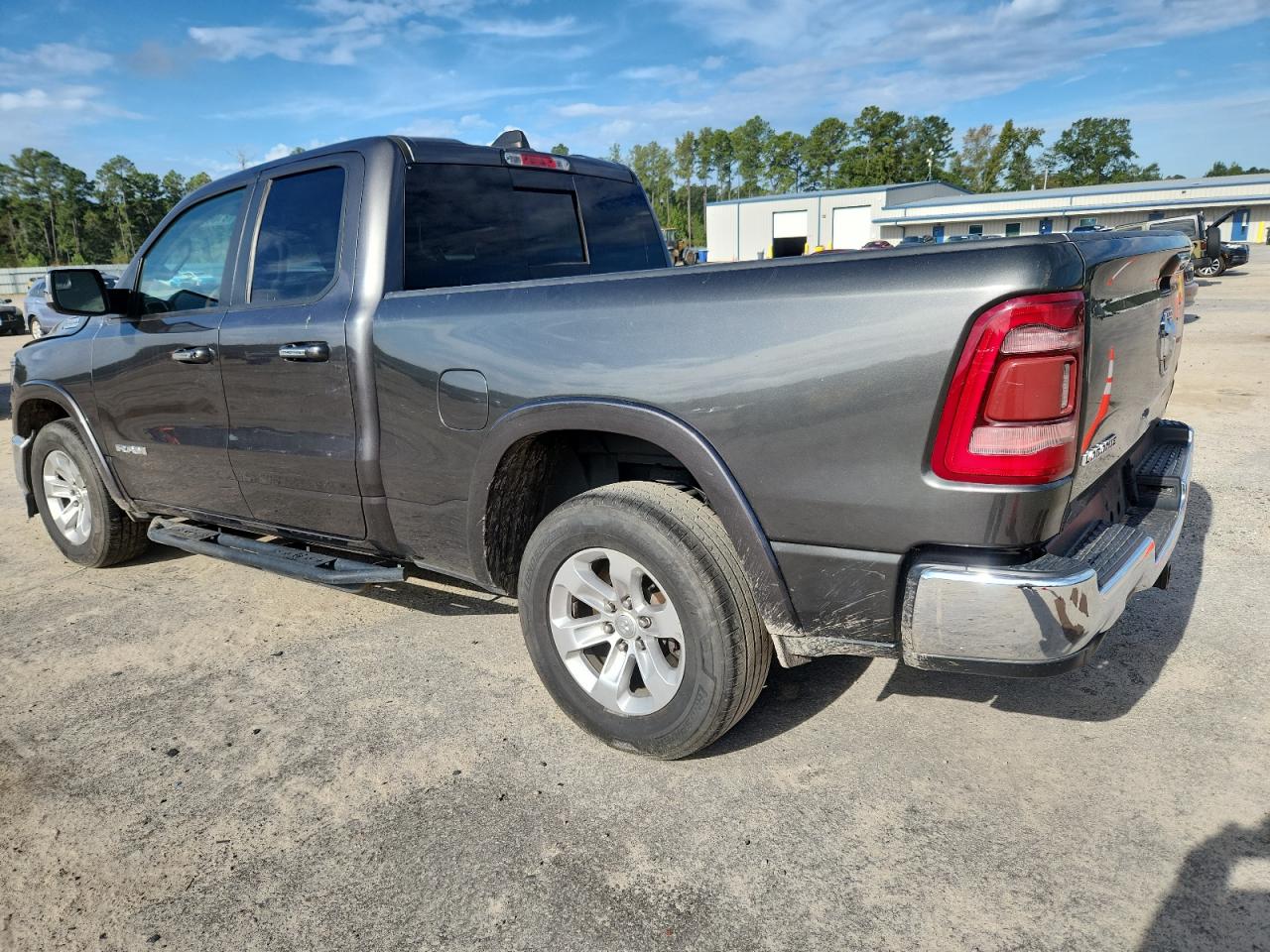 RAM 1500 LARAMIE