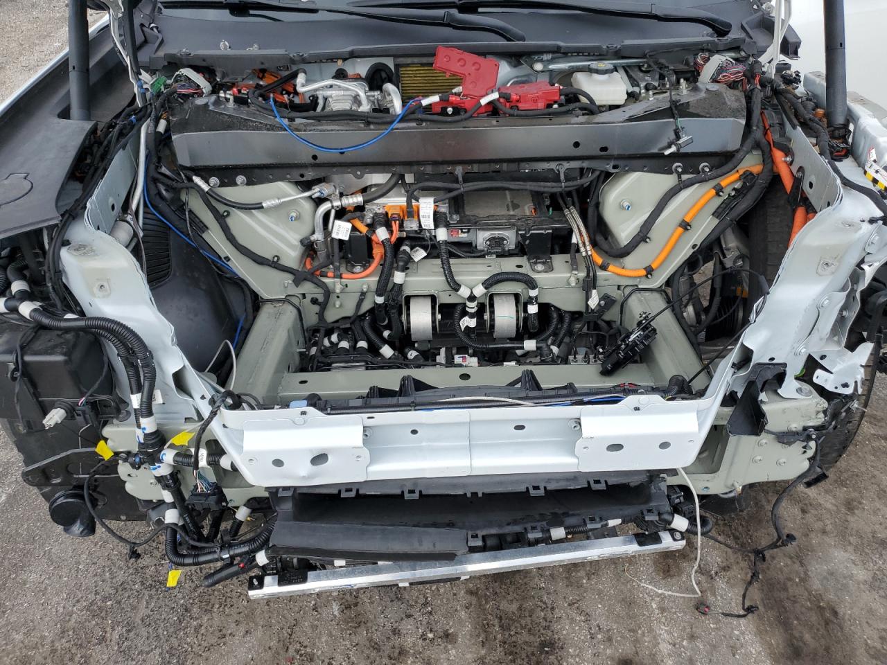 RIVIAN R1S ADVENTURE