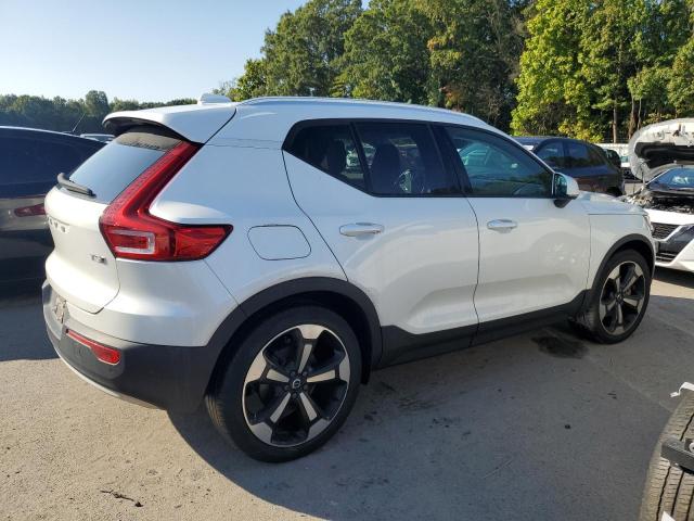 2021 VOLVO XC40 T5 MO YV4162UK4M2431832