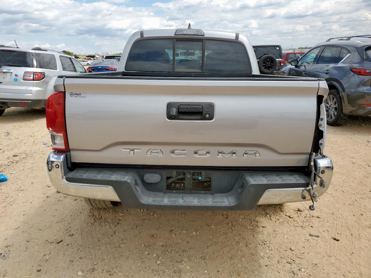 TOYOTA TACOMA DOUBLE CAB