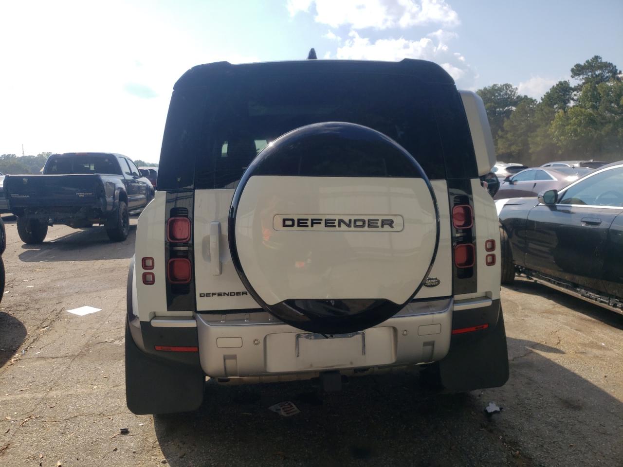 LAND ROVER DEFENDER 110 S