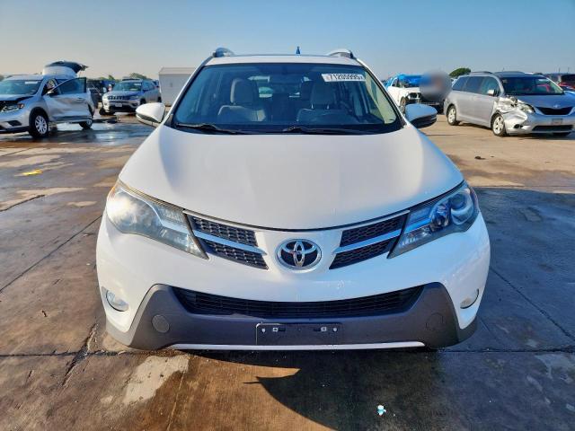2015 TOYOTA RAV4 XLE - JTMWFREVXFD079776