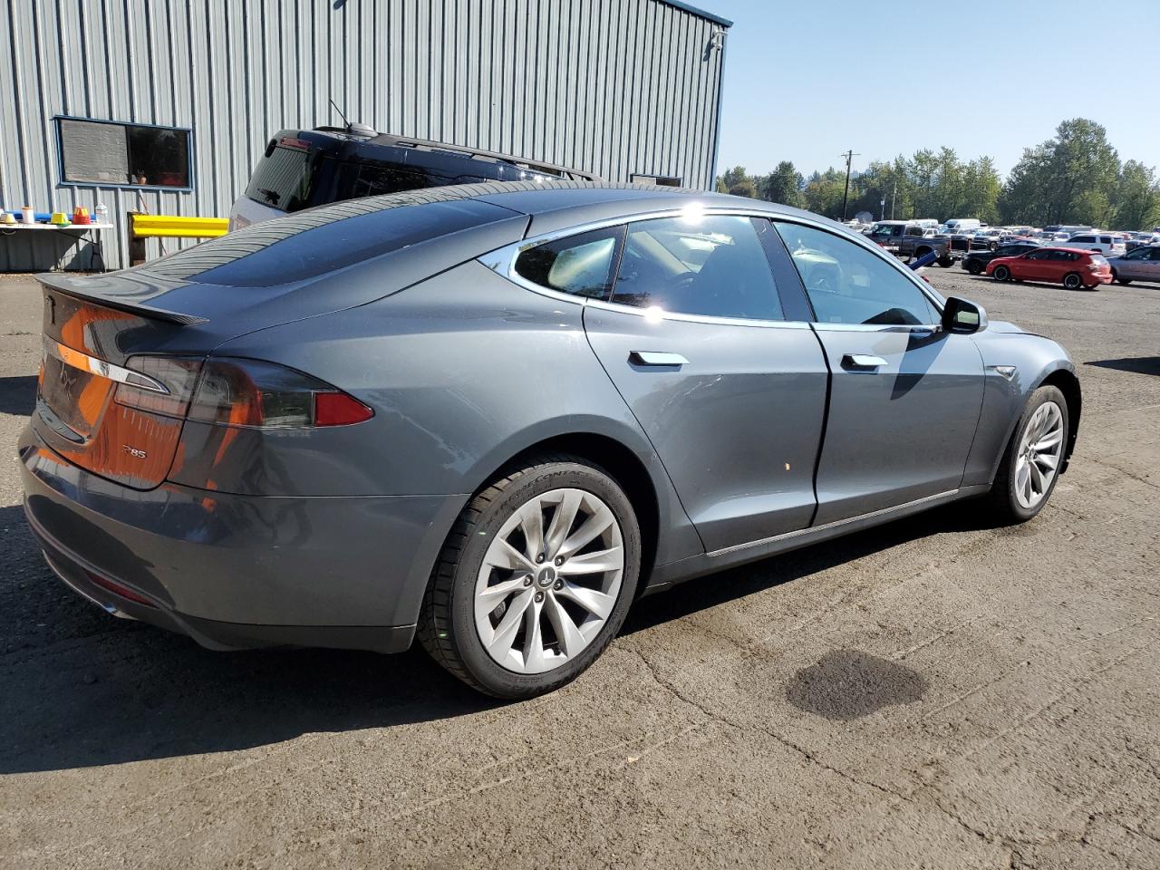 TESLA MODEL S