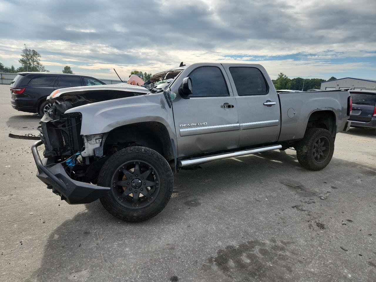 GMC SIERRA 2500HD K2500 DENALI