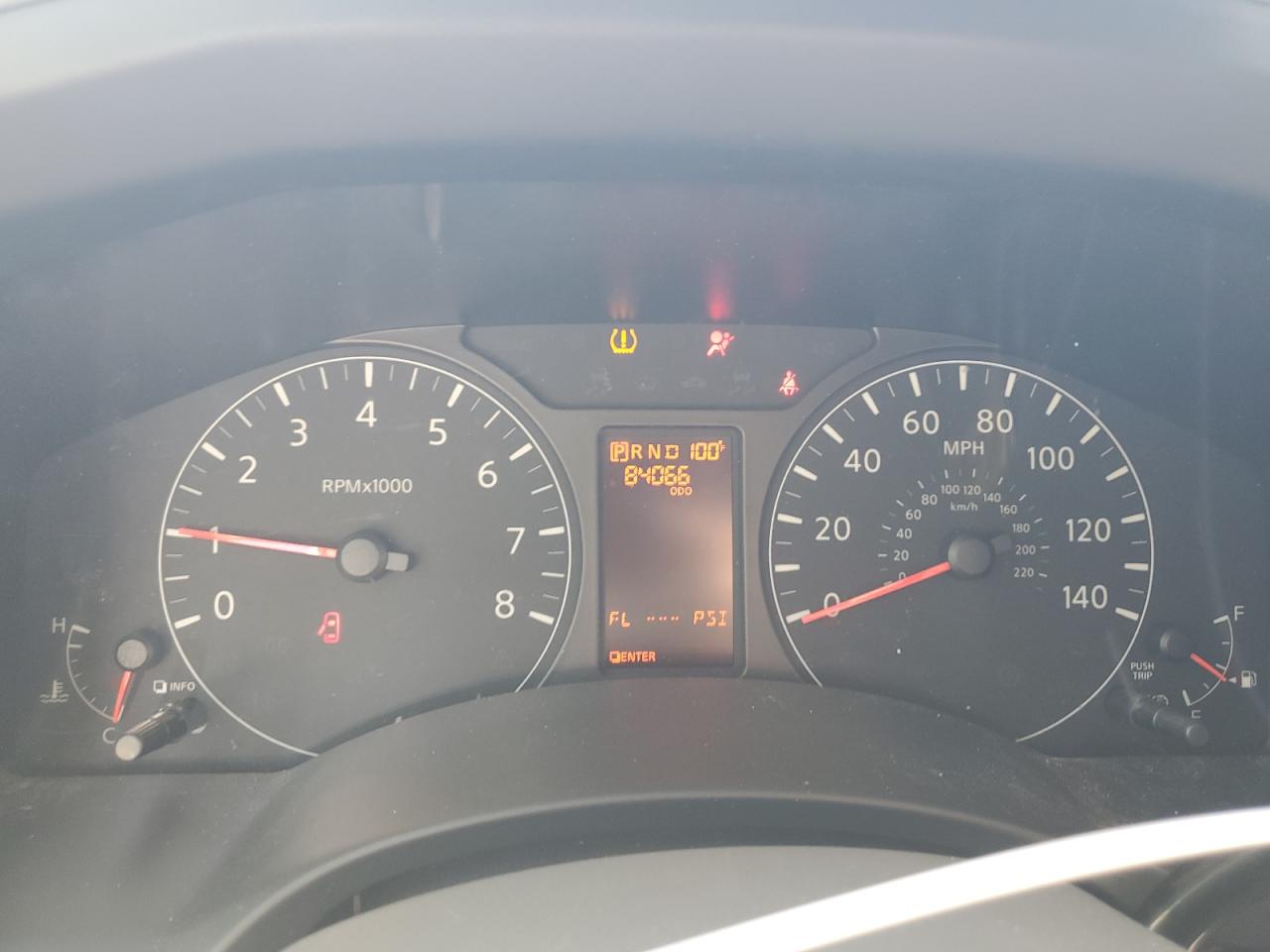 NISSAN NV2500 2500 SV