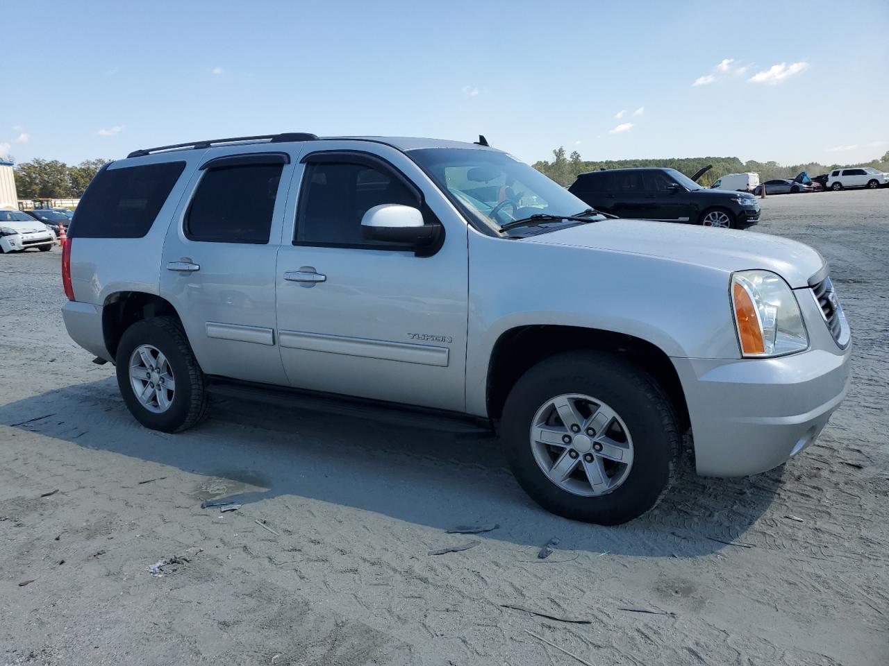 GMC YUKON SLE