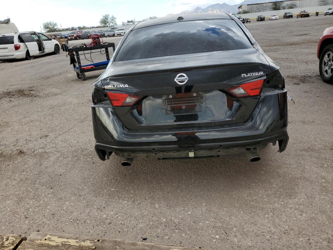 NISSAN ALTIMA PLATINUM