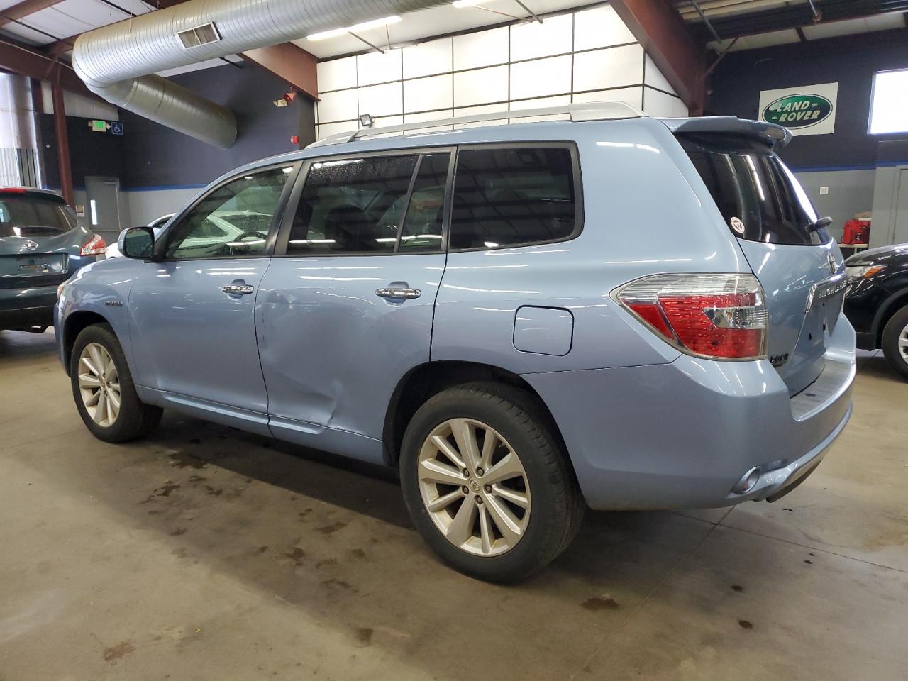 TOYOTA HIGHLANDER HYBRID