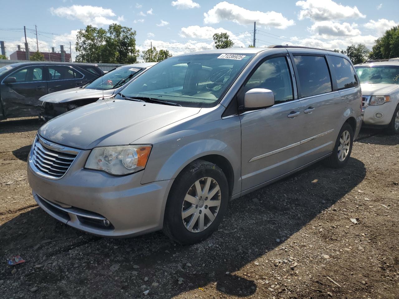 CHRYSLER TOWN & COUNTRY TOURING