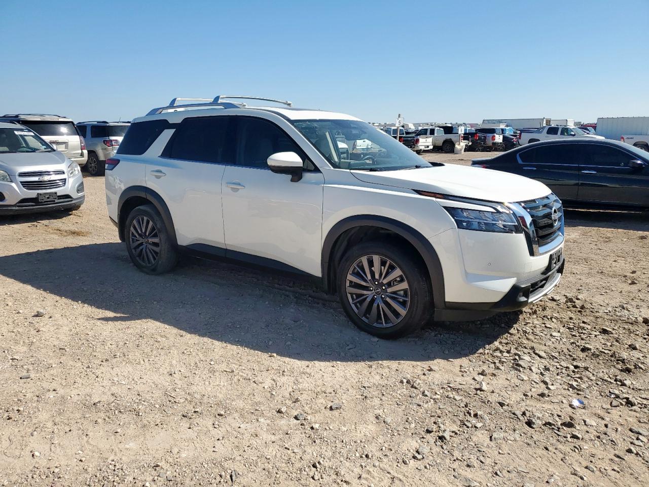 NISSAN PATHFINDER SL