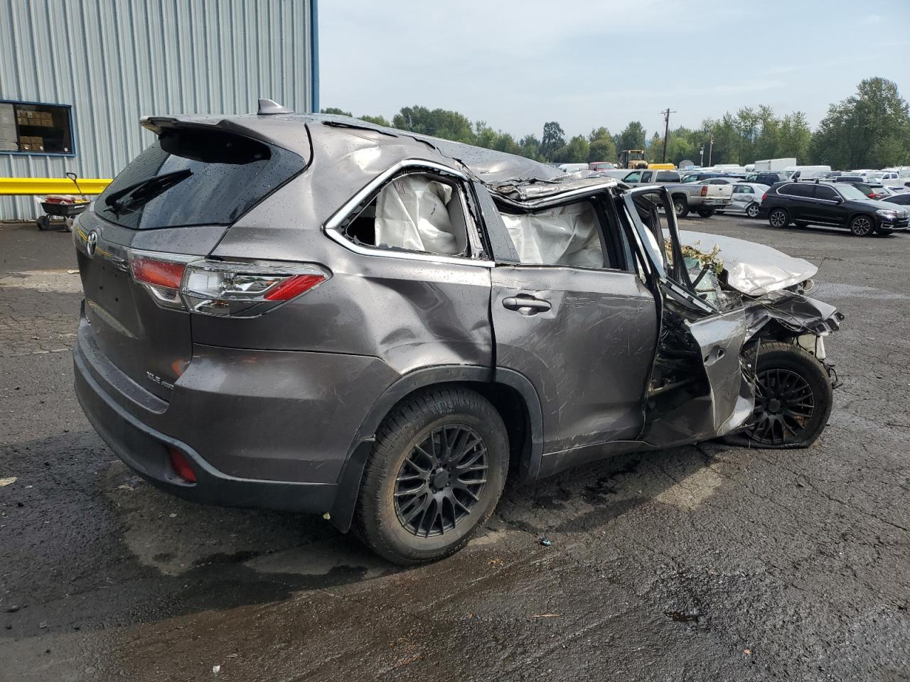 TOYOTA HIGHLANDER XLE