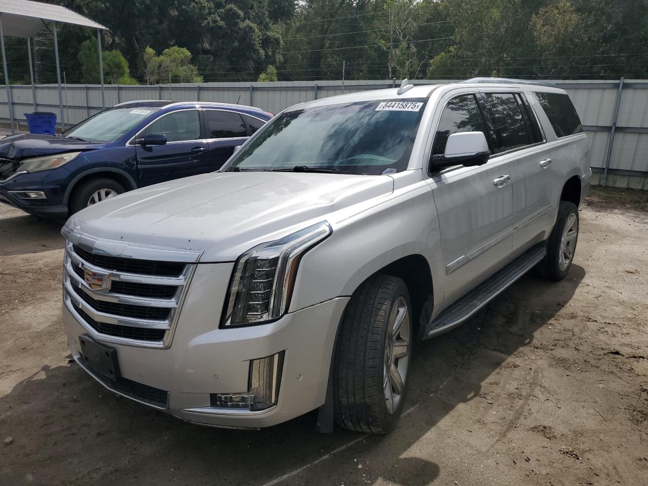 CADILLAC ESCALADE ESV LUXURY