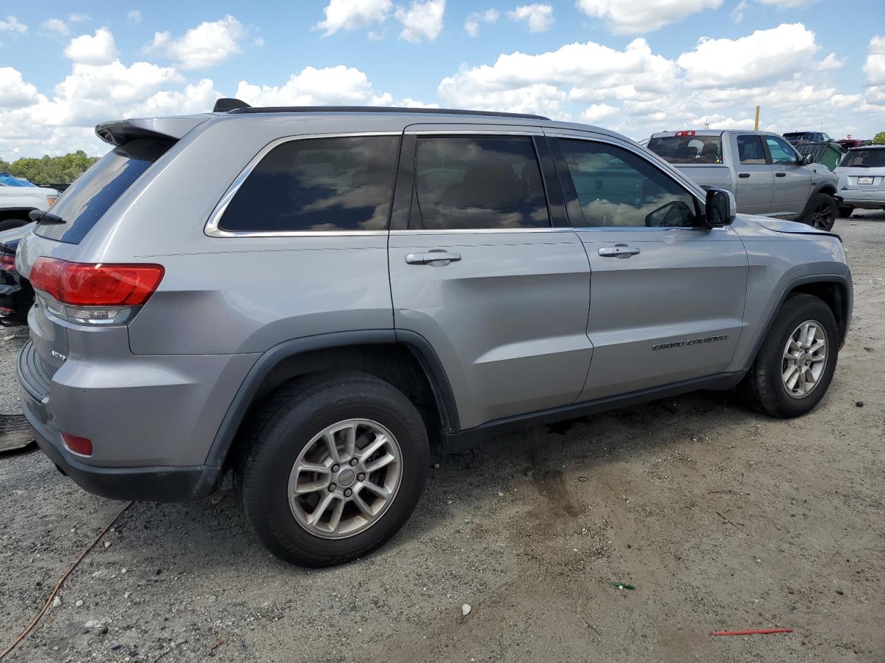 JEEP GRAND CHEROKEE LAREDO