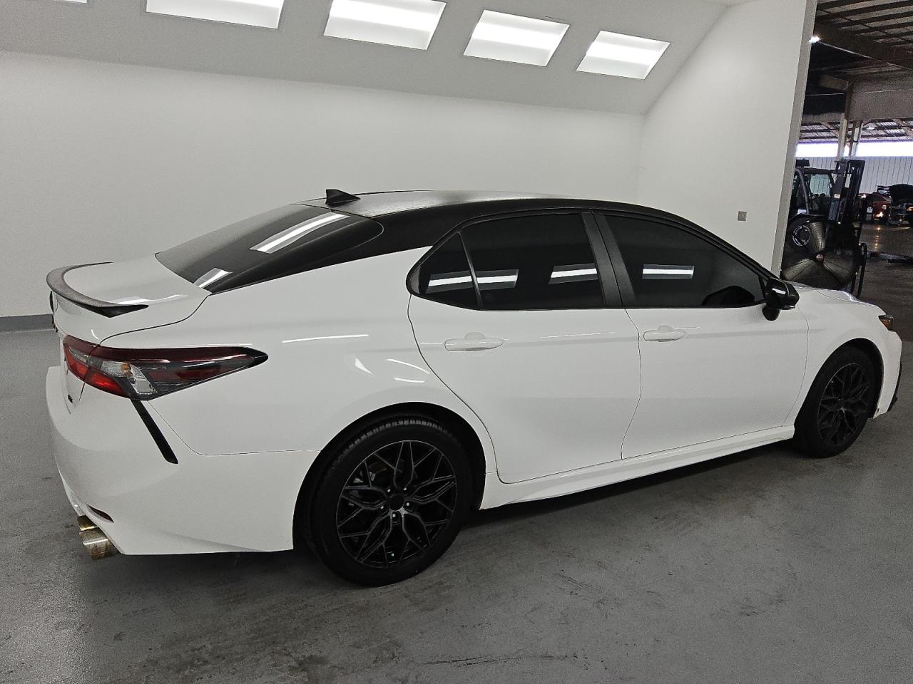 TOYOTA CAMRY SE NIGHT SHADE