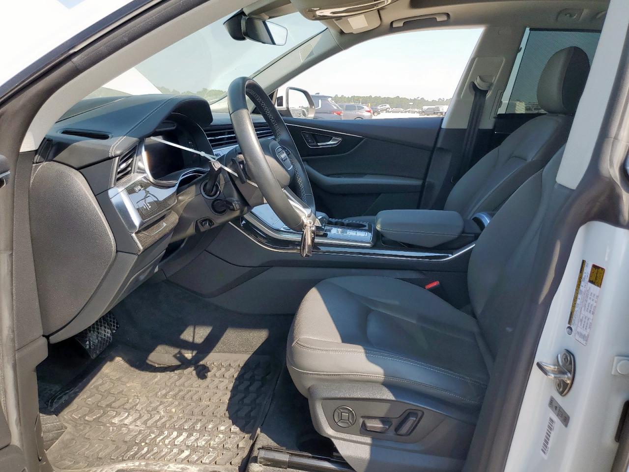 AUDI Q8 PRESTIGE S-LINE