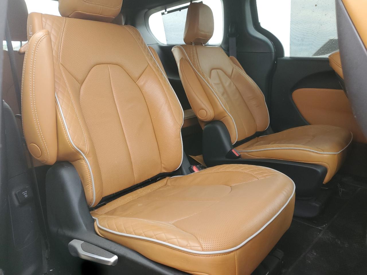 CHRYSLER PACIFICA HYBRID PINNACLE