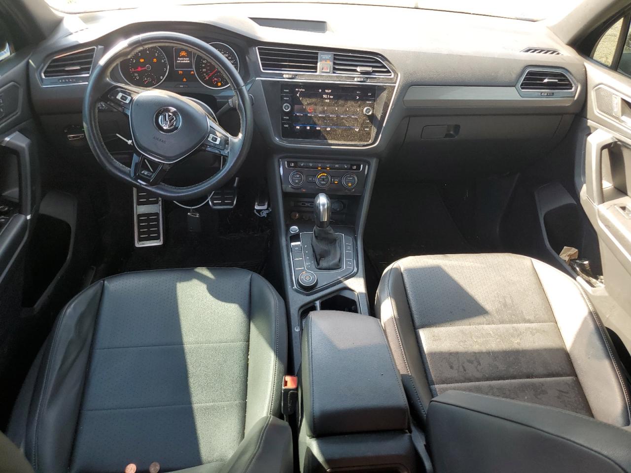 VOLKSWAGEN TIGUAN SE