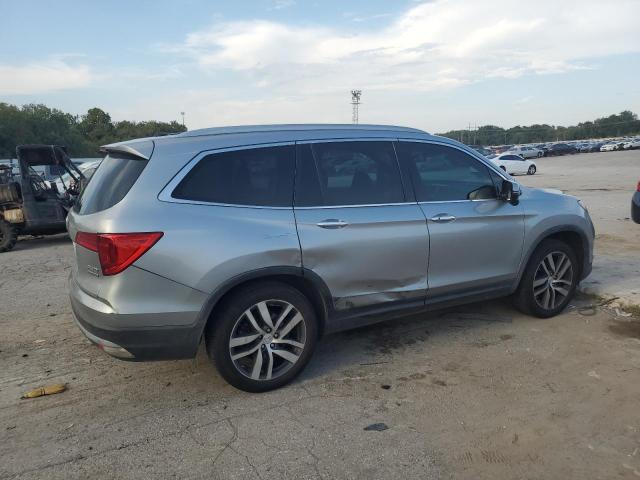 2017 HONDA PILOT TOURING #3282489885