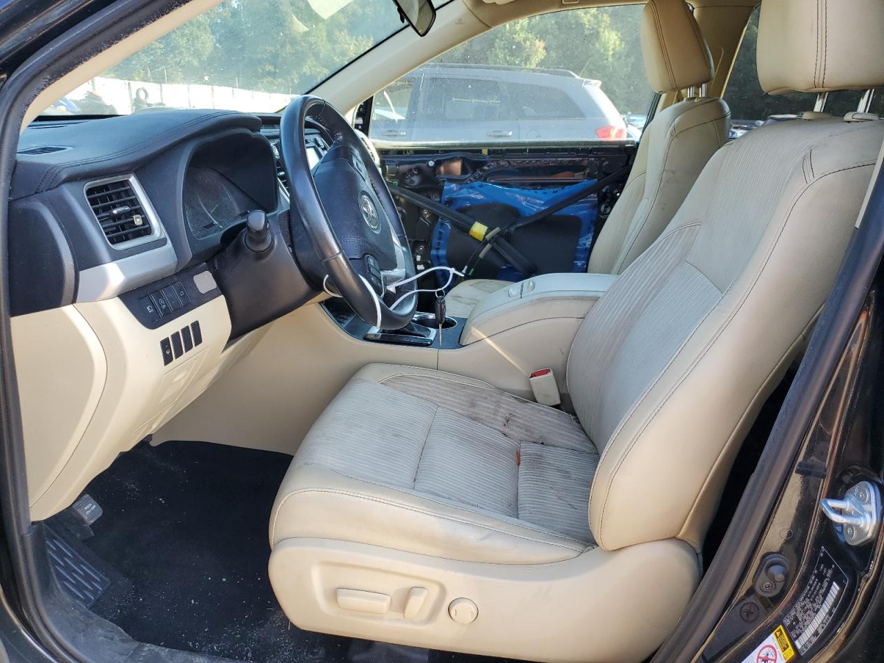 TOYOTA HIGHLANDER LE